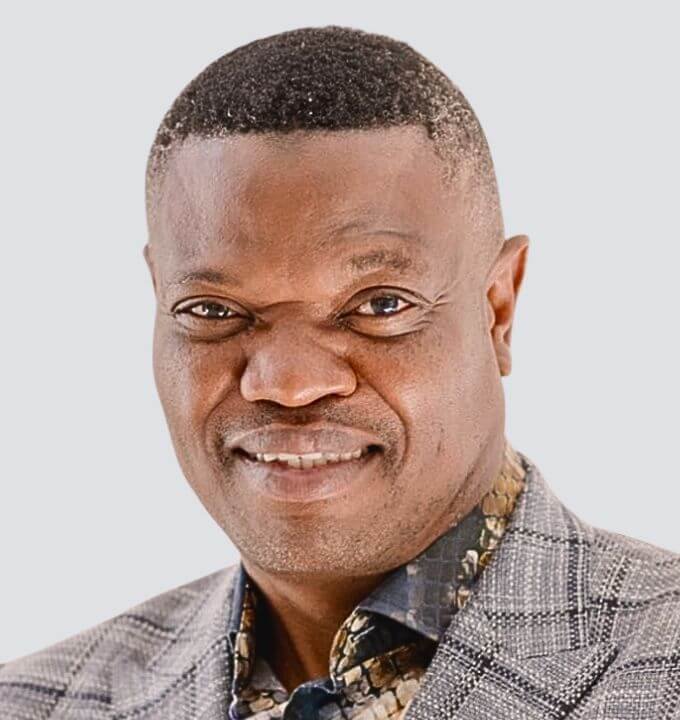 Mandla Ngubeni - District Superintendent